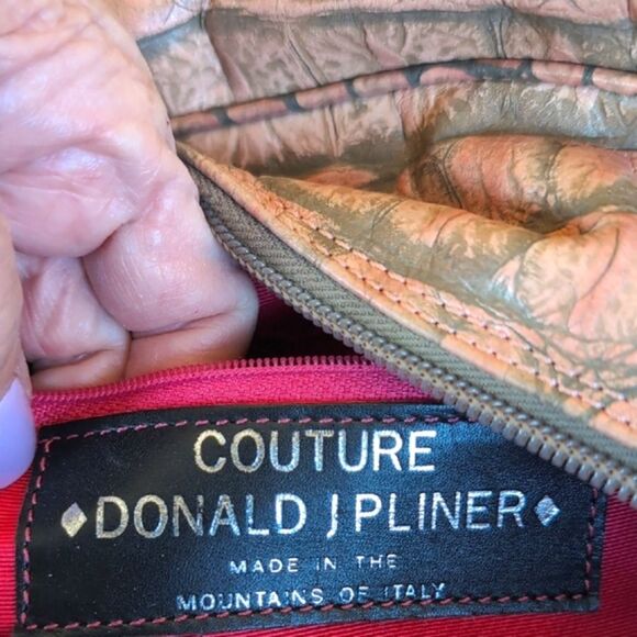 Donald J Pliner Dusty Pink Embossed Croc COUTURE Handbag.. Limited And Rare! - Picture 3 of 15
